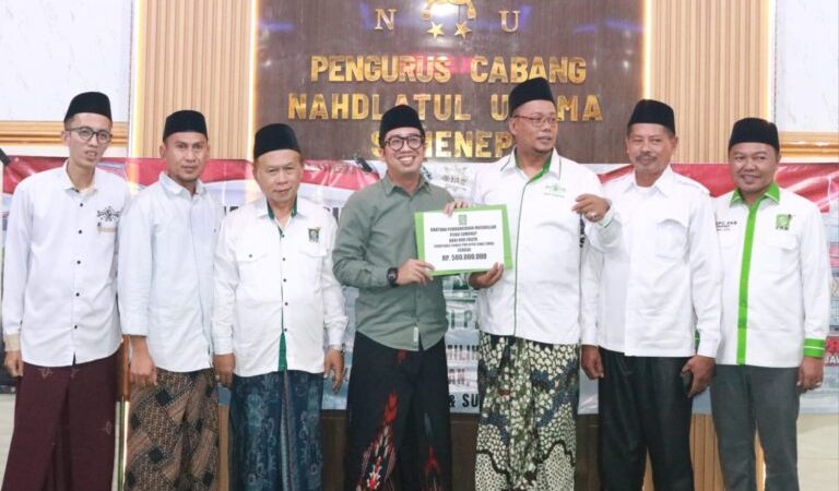 Nur Faizin Salurkan Bantuan Rp500 Juta untuk Pembangunan Musholla PCNU Sumenep